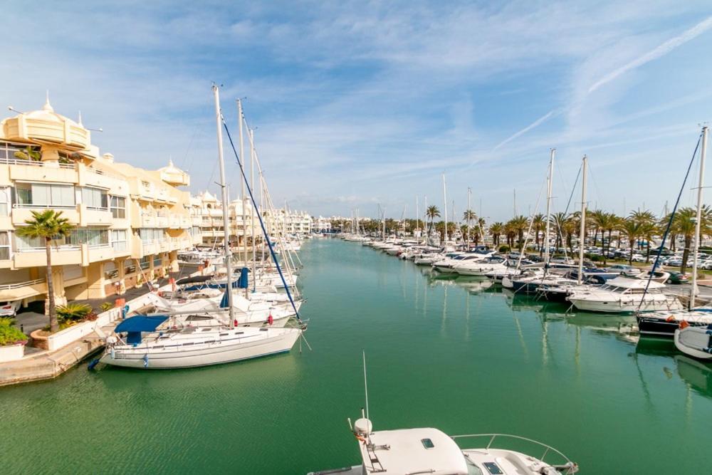 The Perfect Holiday Location Benalmádena Exterior foto